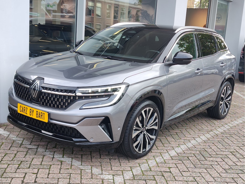 Renault Austral 1.2 E-TECH FULL HYBRID ICONIC AUTOMAAT Stuurverwarming | 360 Camera | Keyless