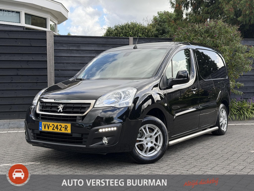 Peugeot Partner Première 1.6 BlueHDi 100PK L1 ETG5 Automaat Navigatie, Parkeersensoren, Trekhaak, Elektrische Ramen, Apple Carplay