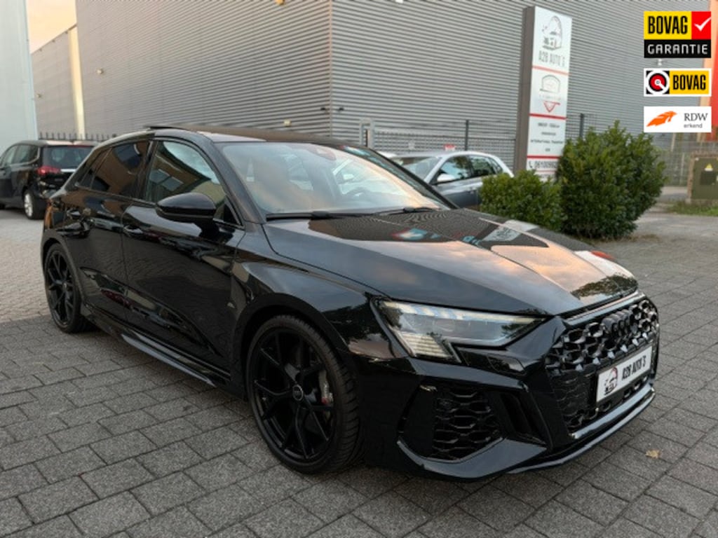 Audi RS3 A3 Sportback 2.5 TFSI quattro|Pano|360|Ceramic|Hulk|B&O