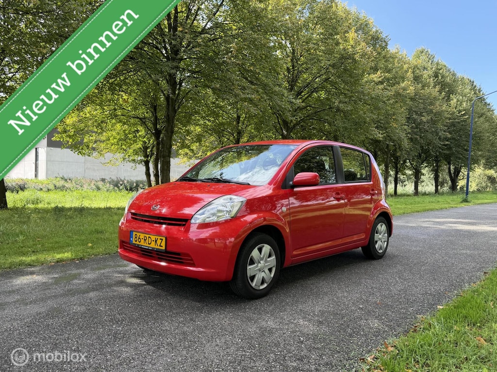 Daihatsu Sirion 2 1.3-16V Comfort*VOL AUTOMAAT*AIRCO*ELEKT.RAMEN