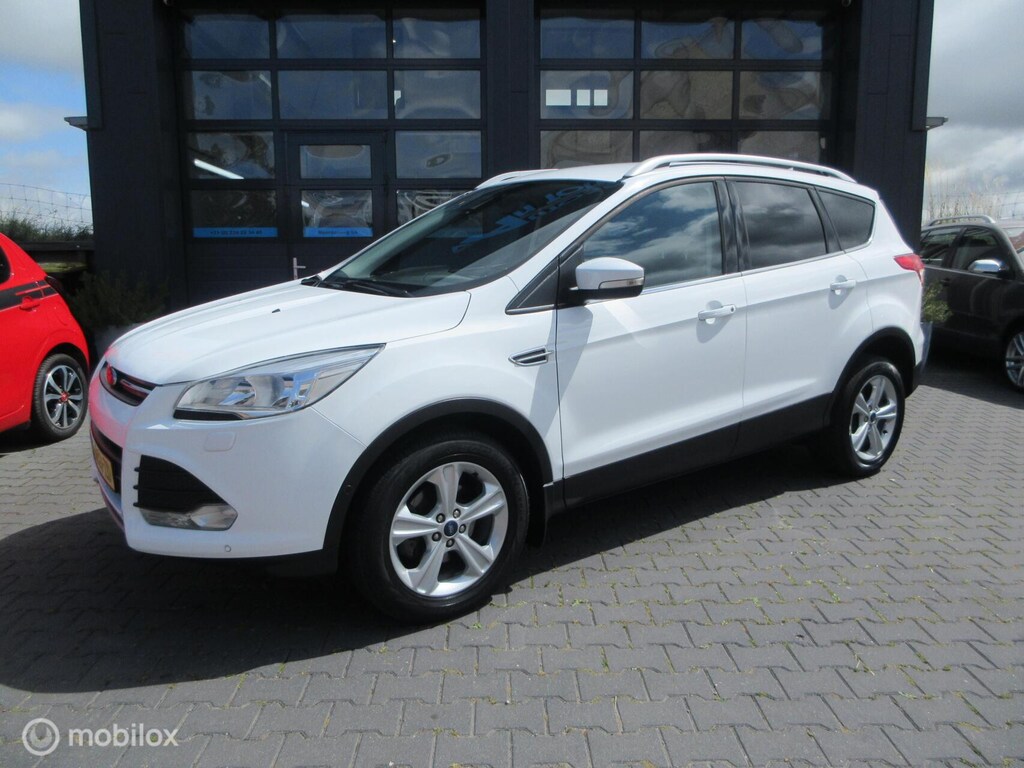 Ford Kuga 1.6 Titanium 127dkm! Airco Cruise Trekhaak 2000KG!