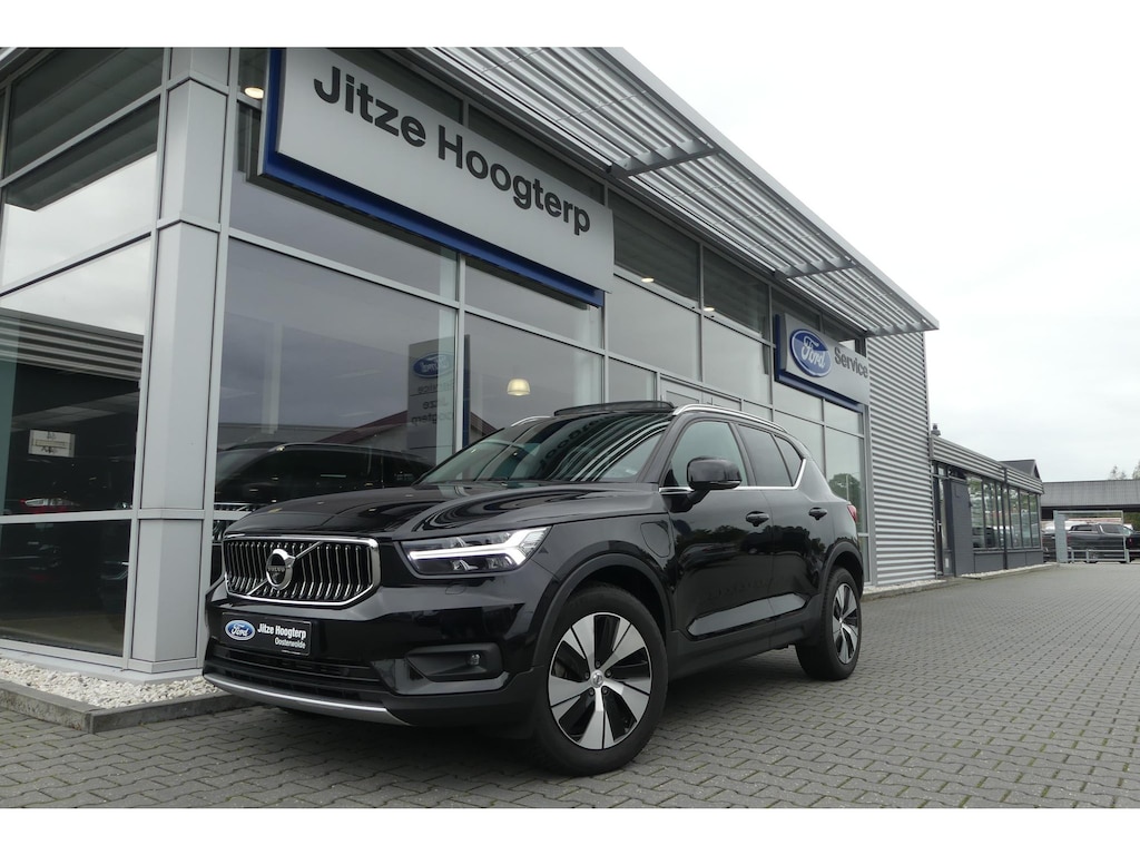 Volvo XC40 1.5 T5 Twin Engine Inscription ELEKT. TREKHAAK, PANO, 360° CAMERA, MEMORY, LEER, WINTER PACK, ADAPT. CRUISE, CLIMA, NAVI, PDC V&A, APPLE CARPLAY/ANDROID AUTO, BLIS, KEYLESS, HARMAN/KARDON, ELEKT. ACHTERKLEP, ELEKT. STOELEN, 97.586KM