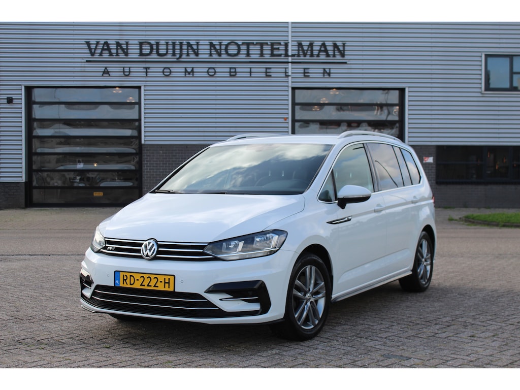 Volkswagen Touran 1.6 TDI SCR Highline Business R 7p / Automaat / N.A.P.