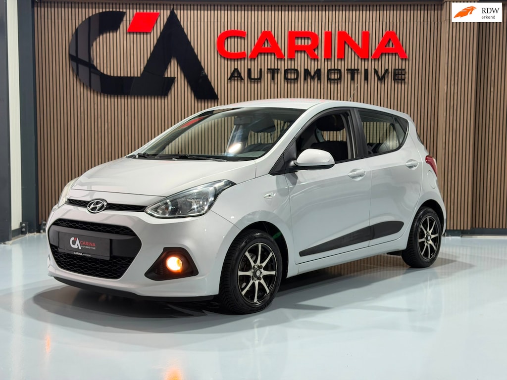 Hyundai i10 1.0i i-Motion Comfort / Carplay / Camera / Navigatie / Climate Control / Start Stop / NL Auto / Ect... /