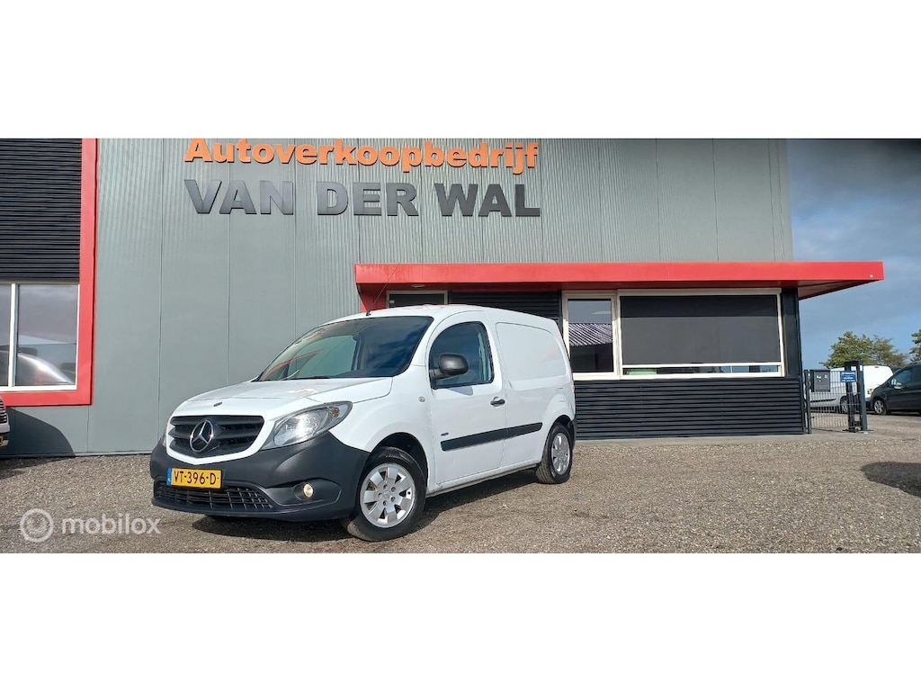 Mercedes-Benz Citan bestel 108 CDI BlueEFFICIENCY/DISTRIBUTIERIEM bij216.000km vervangen