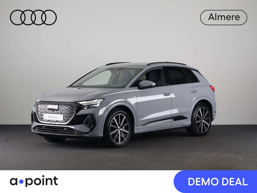 Audi Q4 e-tron 45 S edition Competition e-tron 82 kWh 286 pk | Navigatie | Stoelverwarming | Assistentiepakket plus | Comfortpakket | Ambient lichtpakket | Optiekpakket zwart plus | 20 inch Lichtmetalen velgen