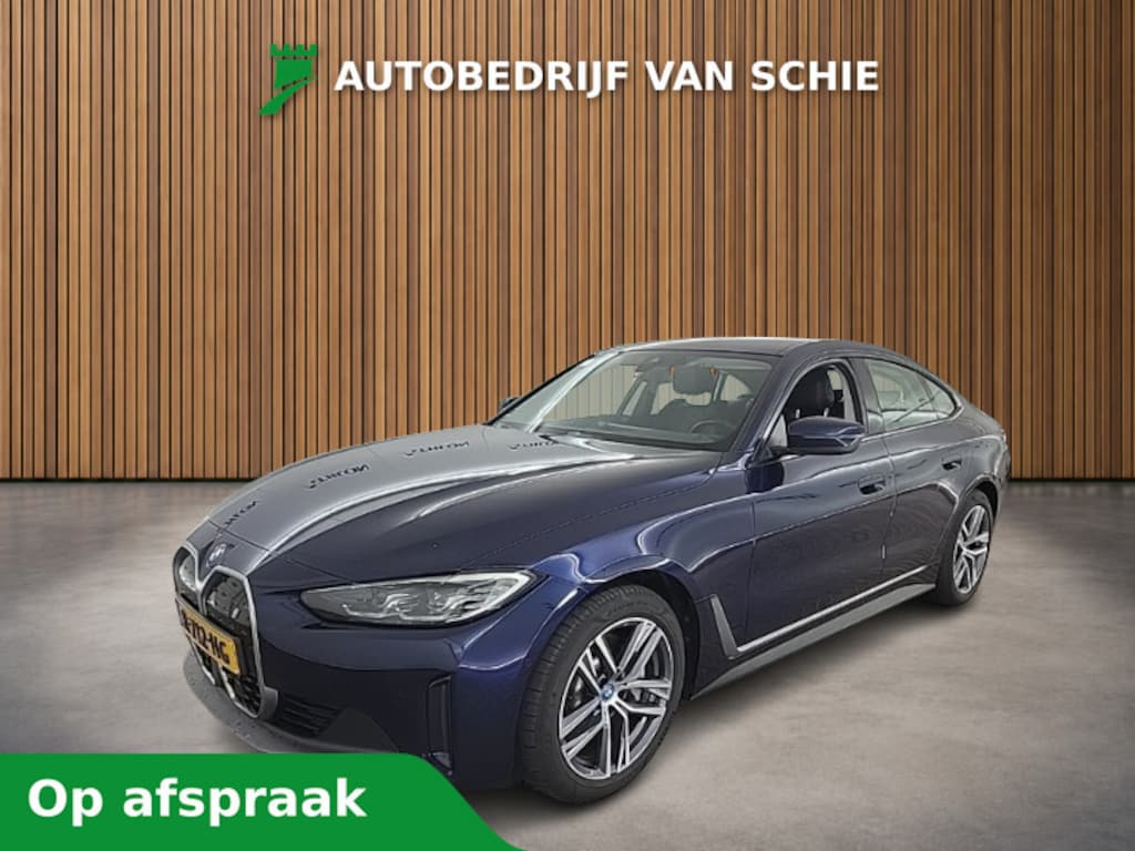 BMW i4 eDrive40 84 kWh 3-Fase 1e-Eig. & Dealer-Onderh. BOVAG-Garantie. NL-Auto.