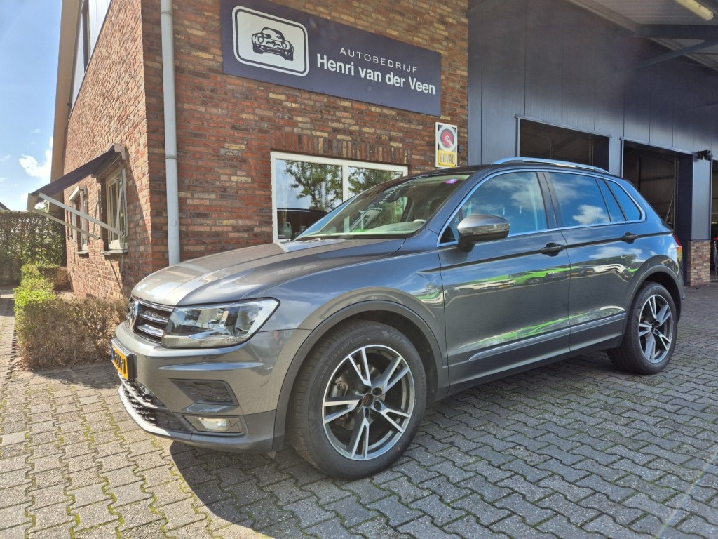 Volkswagen Tiguan 1.4 TSI ACT Comfort Business, Trekhaak, Carplay, Stoelverwarming, Automaat, ALL IN prijs!