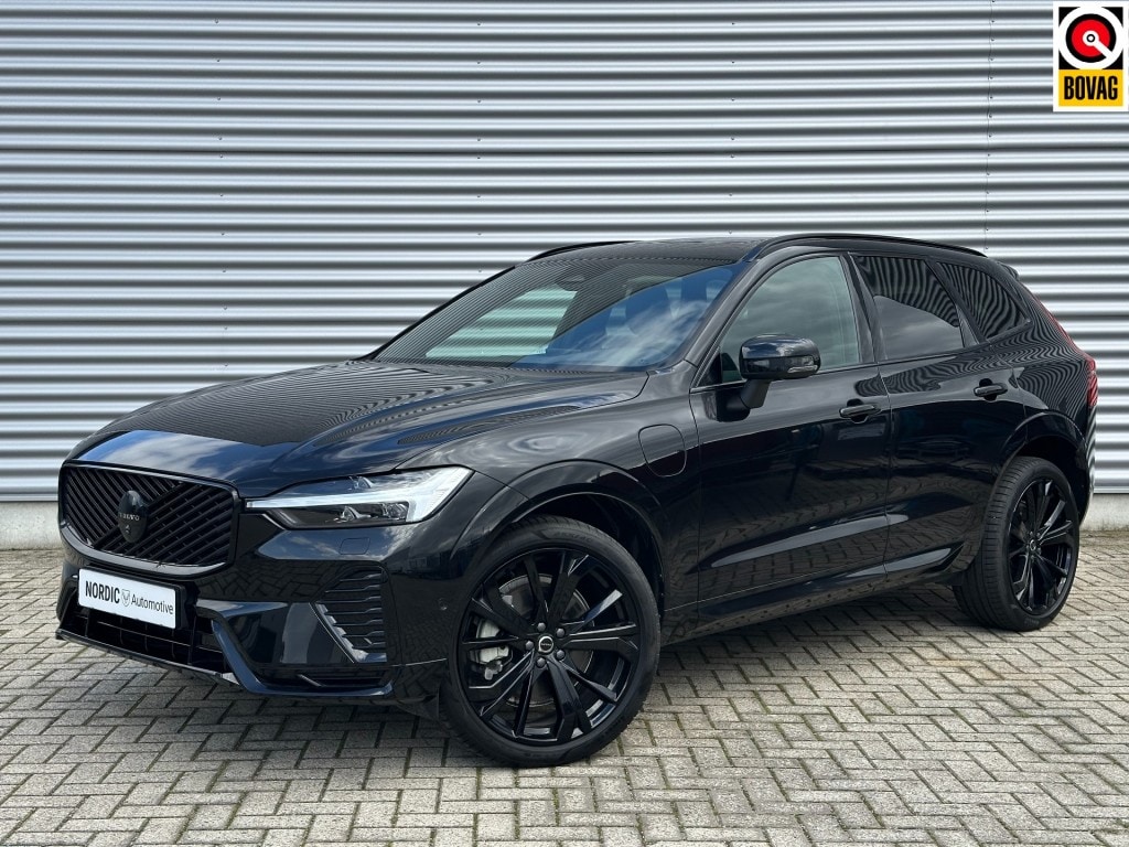 Volvo XC60 2.0 T6 FACELIFT BLACK EDITION ULTRA PANO HARMAN