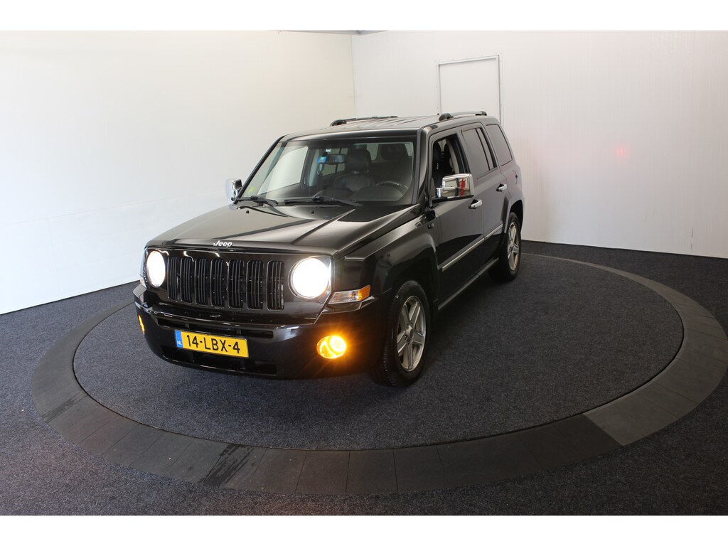 Jeep Patriot 2.4 Limited Liberty 4x4 Vol Leder Automaat