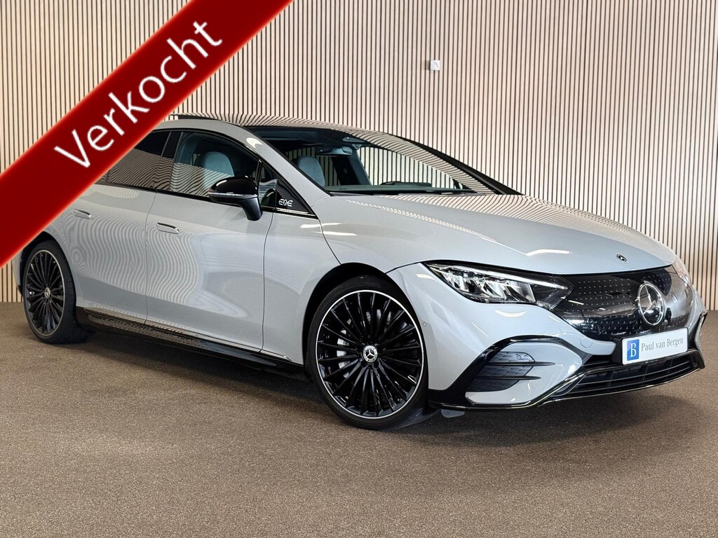Mercedes-Benz EQE 300 89 kWh AMG STYLING-NIGHT-PANORAMA-SOH 97%-MULTISPAAK VELGEN-AIRMATIC-COMPLEET