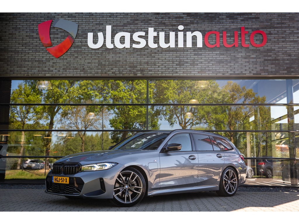 BMW 3-Serie Touring 330e M-Sport , Adap. cruise, Stuur/stoelverwarming, Laser
