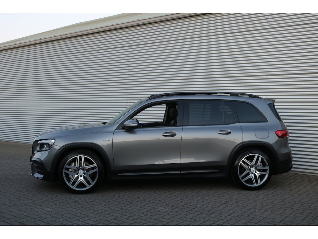 Mercedes-Benz GLB GLB AMG 35 4MATIC (Panoramadak Sportleder/Memory Widescreen Carplay Sfeer Distronic Multibeam PrivacyGlass)