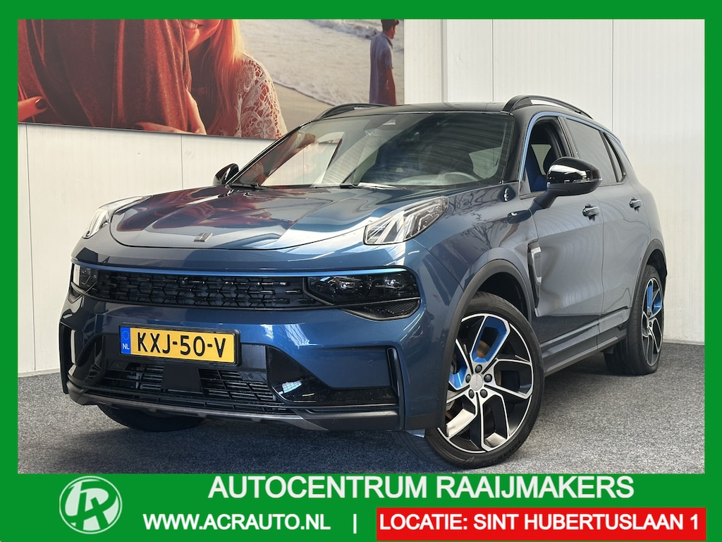 Lynk & Co 01 1.5 6.6kW MY 2023 ZWARTE HEMEL 360 CAMERA ADAPTIVE CRUISE CONTROL PANORAMA SCHUIF/KANTELDAK APPLE CARPLAY/ANDROID RIJSTROOKSENSOREN ZEER MOOI !!