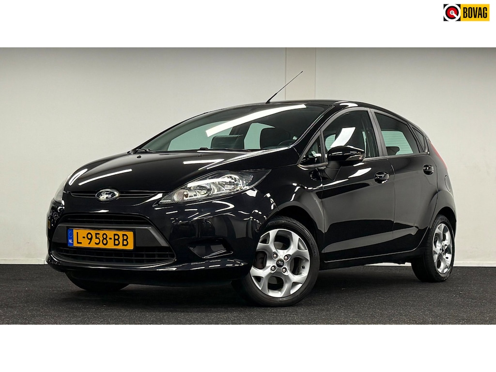 Ford Fiesta 1.25 Trend*Navi*Carplay*DBriemVV*Stoelverwarming!
