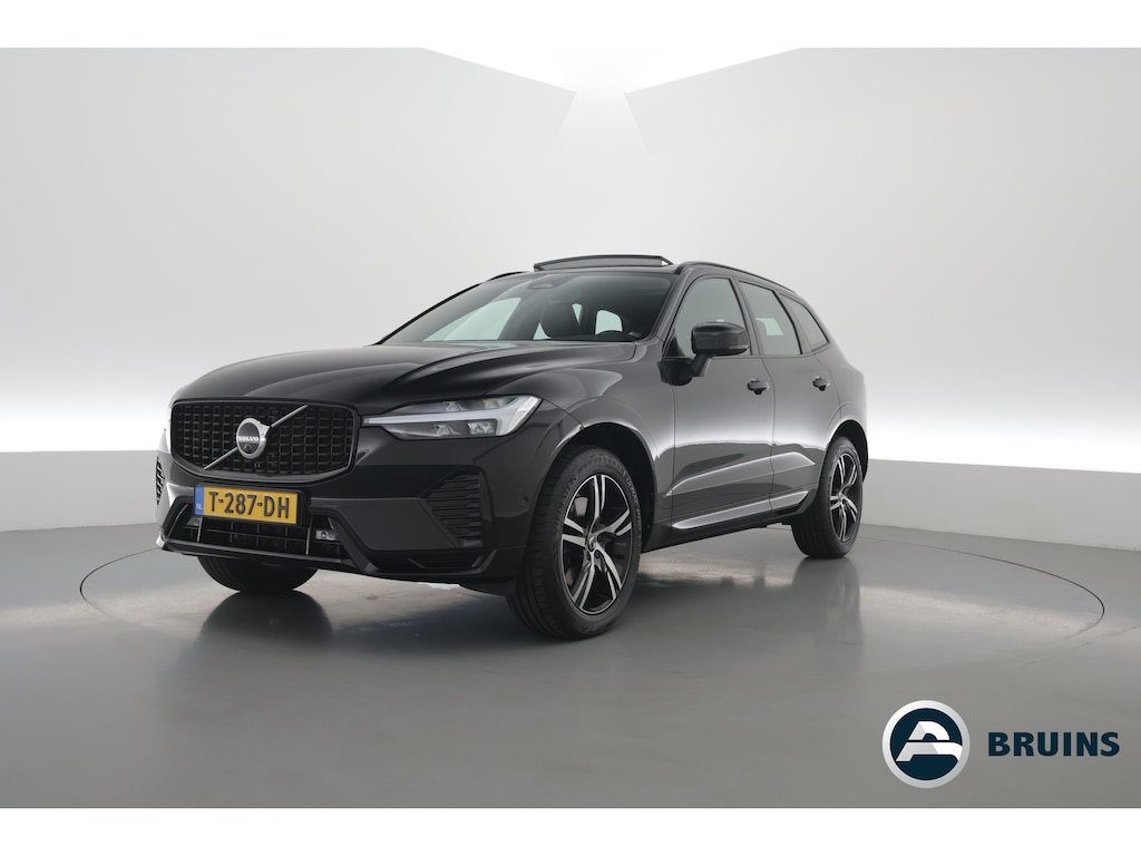 Volvo XC60 2.0 B4 R-Design | Pano | Trekhaak | 360Cam | H&K audio | Memory stoel |