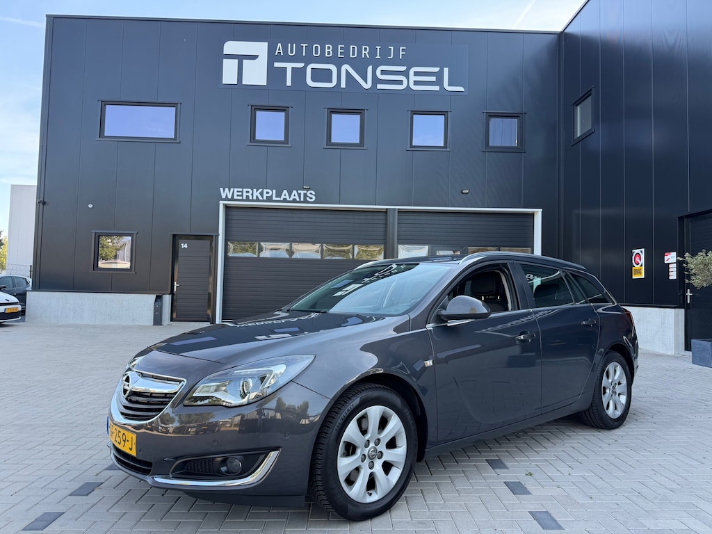 Opel Insignia Sports Tourer 1.6 T Edition / Trekhaak / Camera / Cruise / Climate / 17" Inch LMV