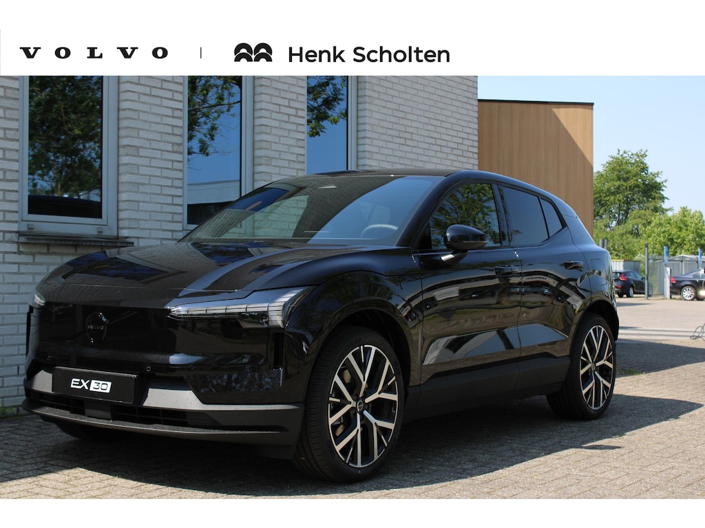 Volvo EX30 P5 Long Range Plus Black Edition Europa 69 kWh | Blind Spot | Apple CarPlay/Andoid Auto | Achteruitrij Camera | Keyless-Entry | Digital Key | Elektrisch Verstelbare Voorstoelen | Verwarmbaar Stuurwiel | Verwarmbare Voorstoelen | Adaptieve Cruise Controle | Harman Kardon