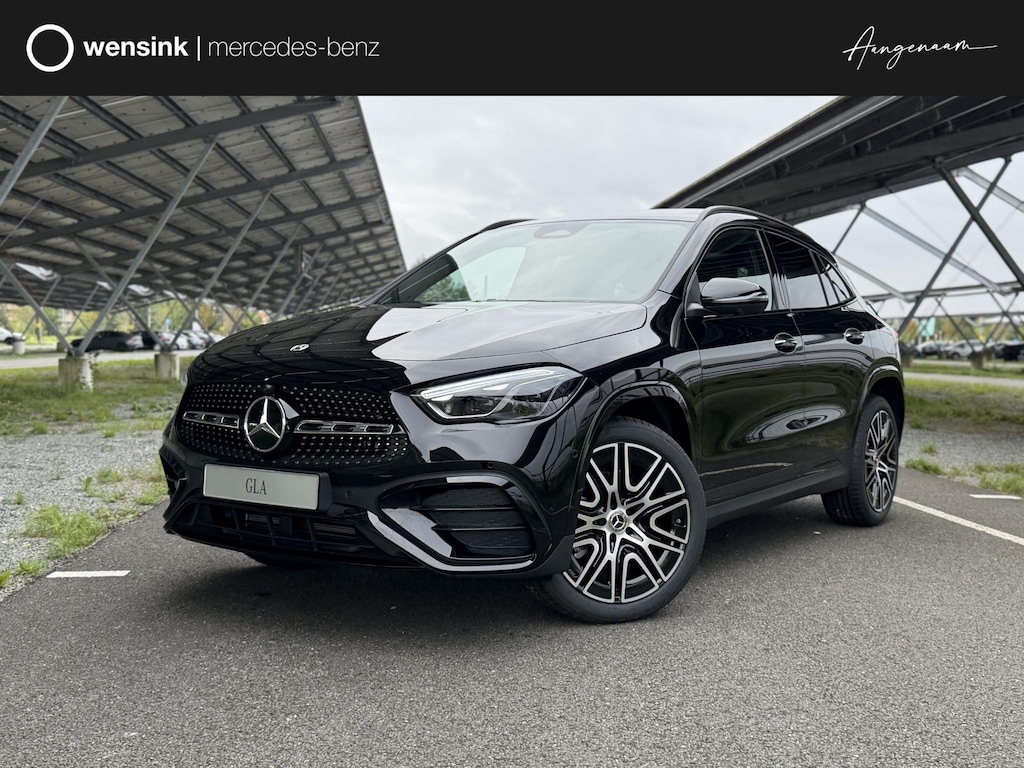 Mercedes-Benz GLA 250 e 140 Years Edition | AMG line | Night | Panoramadak | Head-up display | Trekhaak | 360 camera | Memory stoelen |