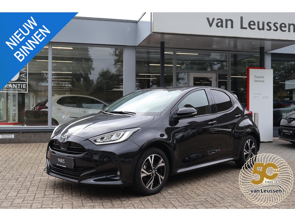 Toyota Yaris Cross 1.5 Hybrid STYLE DODEHOEK DETECTIE STUUR&STOELVERW. LED KEYLESS APPLE/ANDROID