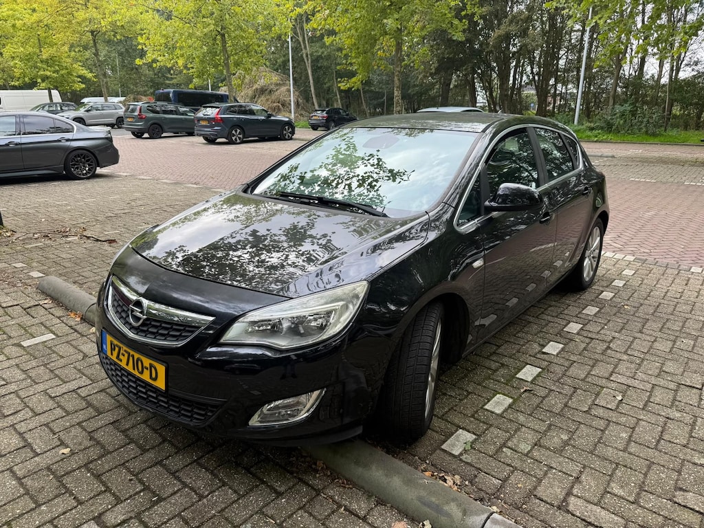 Opel Astra 1.6 TURBO AUTOMAAT/NIEUWE APK/AIRCO