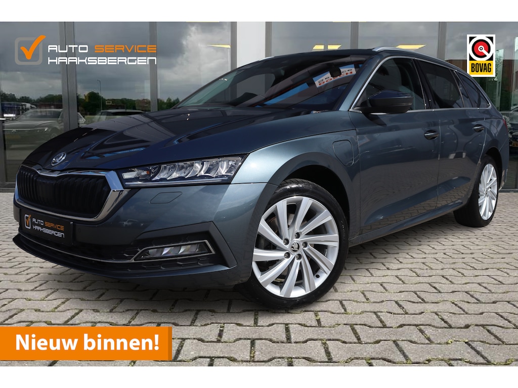 Skoda Octavia 1.4 TSI iV PHEV Business Edition | LED | Camera | 18 Inch |