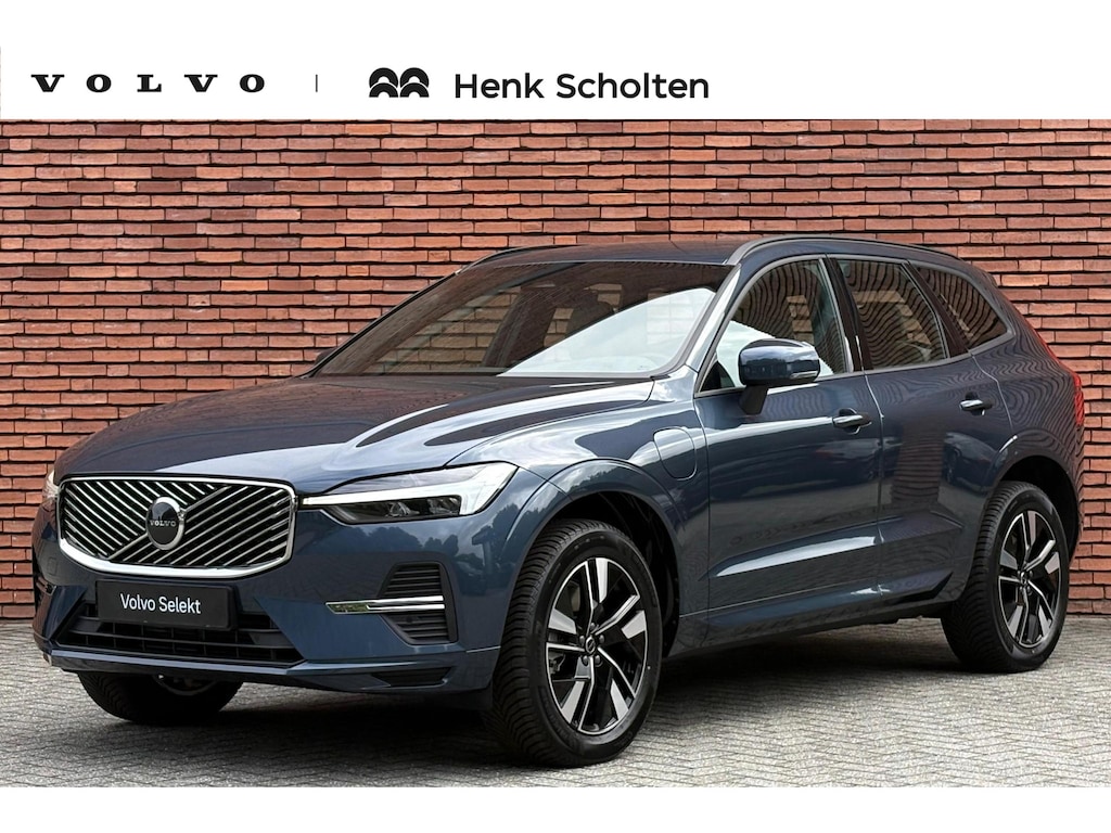 Volvo XC60 2.0 T6 Plug-in hybrid AWD Essential | Denim Blue metallic | Cardamom Nordico bekleding | 19 inch lichtmetalen velgen met all season banden | Adaptieve Cruise Control | Park Assist voor & achter met camera | Stoel- & stuurwielverwarming