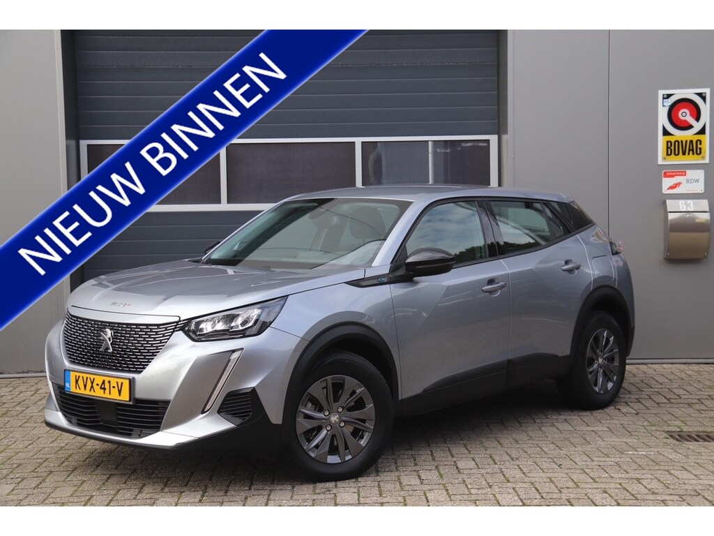 Peugeot e-2008 EV Active Pack 50 kWh, Carplay, Camera, Cruise, SOH 90,63%