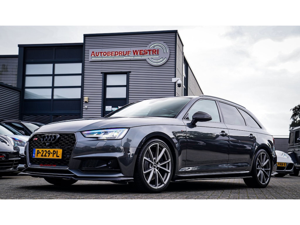 Audi A4 Avant 2.0 TFSI quattro Sport Pro Line S | Panorama | 252PK | 2x S-line | RS Look | Maxton Design | 19 inch | Virtual | HuD