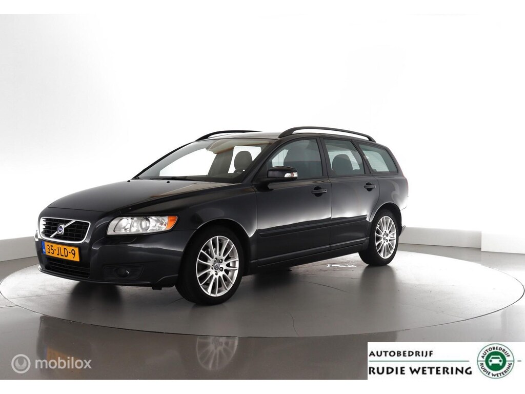 Volvo V50 - 2.0 Edition II youngtimer|leer|cruise|trekhaak|nav|ecc|lmv17.