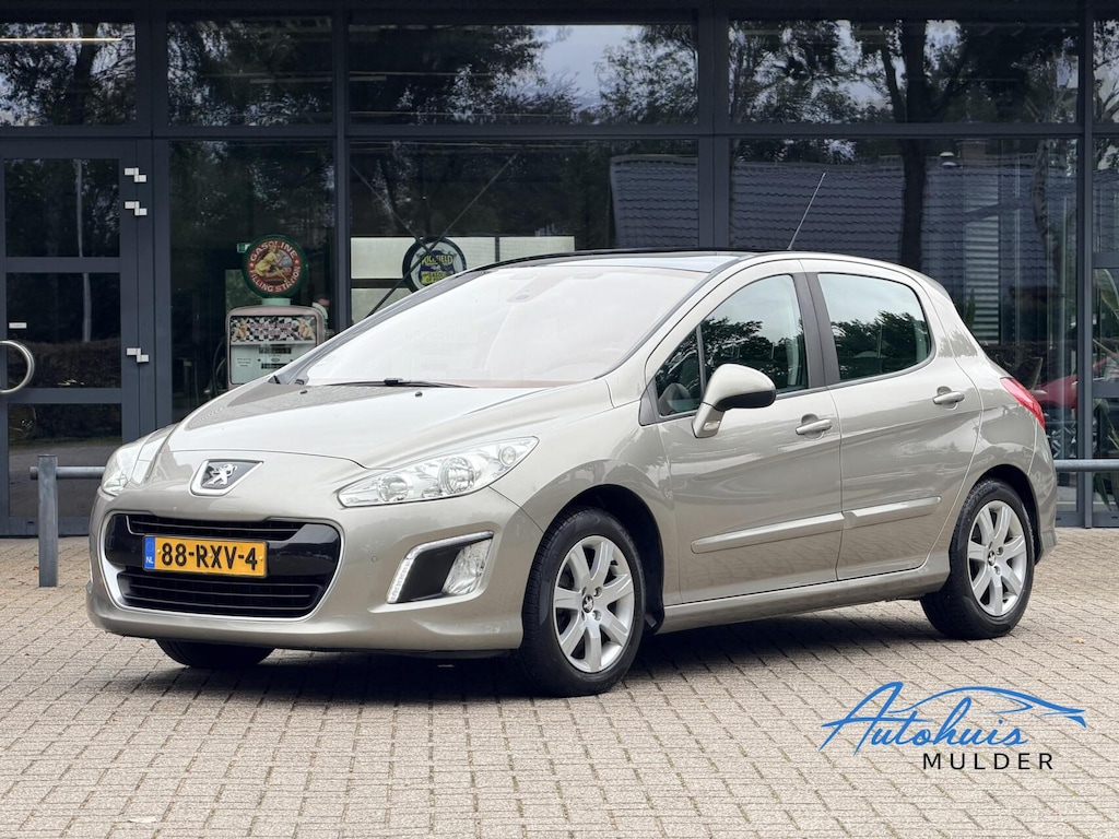 Peugeot 308 SW 1.6 VTi Première | Airco | Pano | Navi | PDC | Trekhaak | Cruise