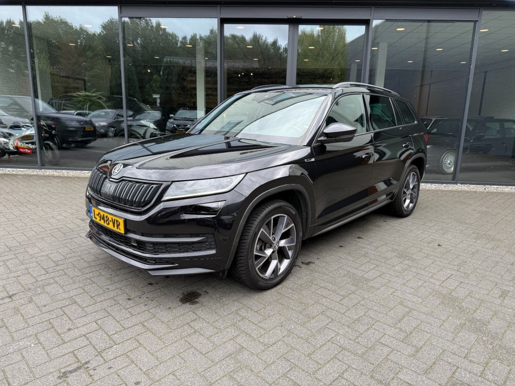 Skoda Kodiaq 1.5 TSI Sportline 7-Pers,1e Eig,Dealer OH,Pano,LED,Stoelverw V+A,Lane Assist,Adapt Cruise,Trekhk Elekt