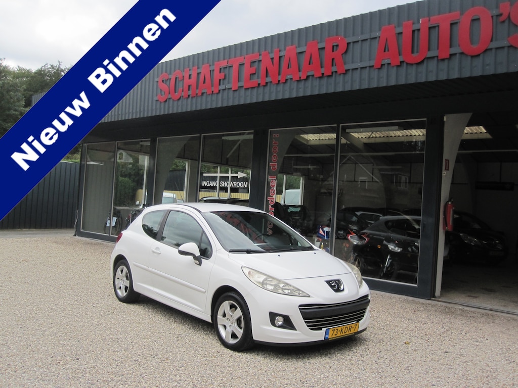 Peugeot 207 1.6 VTi Première zeer nette auto met trekhaak apk 10-06-2027