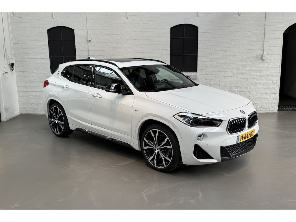 BMW X2 sDrive20i High Executive Edition M-Sport Panoramadak - Head up - stuurverwarming