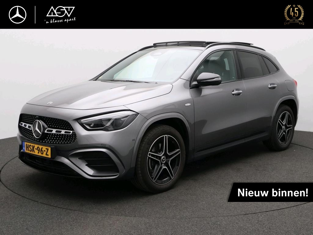 Mercedes-Benz GLA 250 e Business Solution AMG | Panorama - Schuifdak | Trekhaak Wegklapbaar | Sfeerverlichting | Achteruitrij Camera | Klasse 3 Alarm