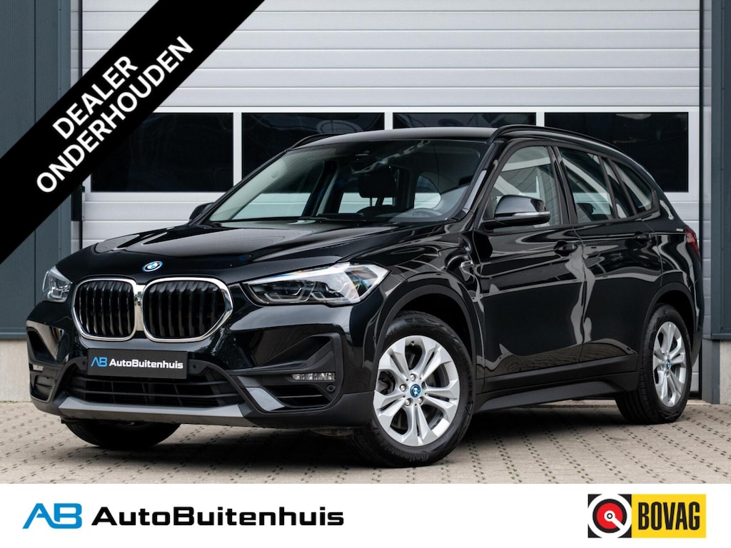 BMW X1 xDrive25e High Executive|1e EIGENAAR|ELEK.KLEP|LEDER|TREKHAAK|HEAD-UP|CAMERA