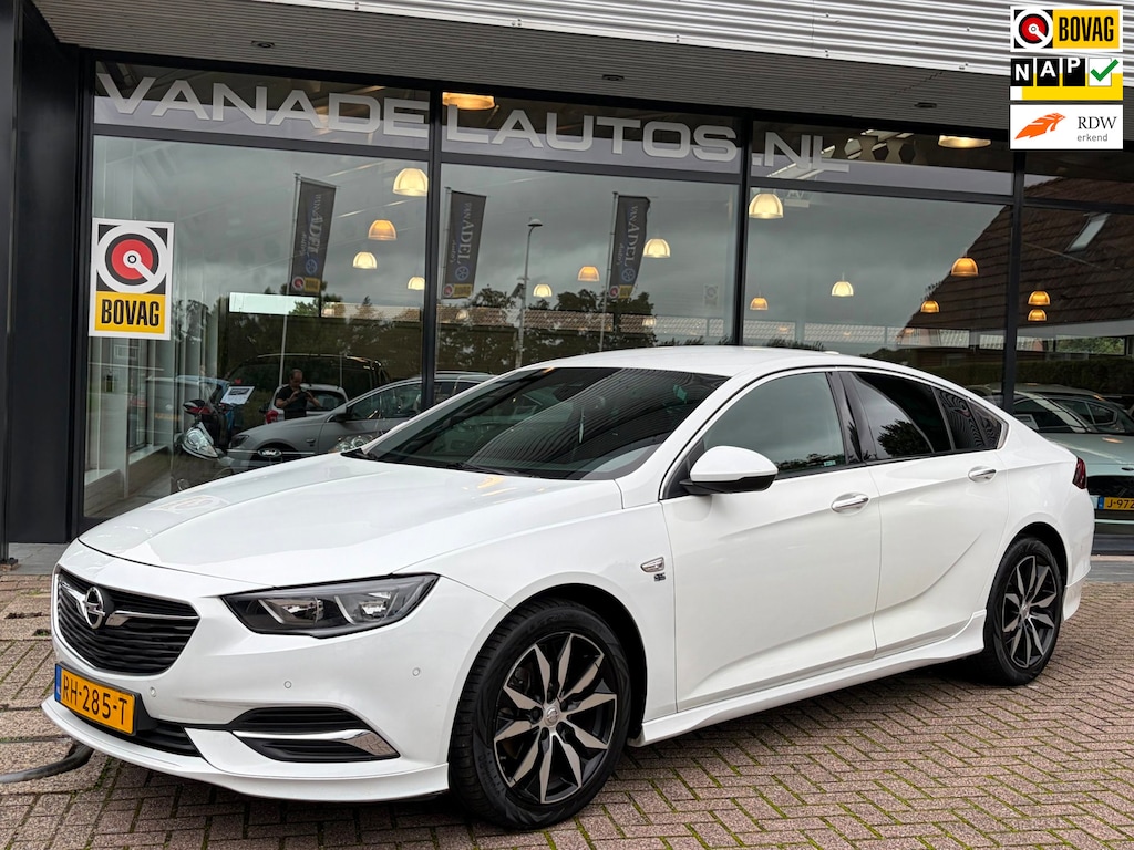 Opel Insignia Grand Sport 1.5 Turbo Business Executive 5Drs OPC-Pack Leer Camera NL-Auto NAP Dealeronderhouden!