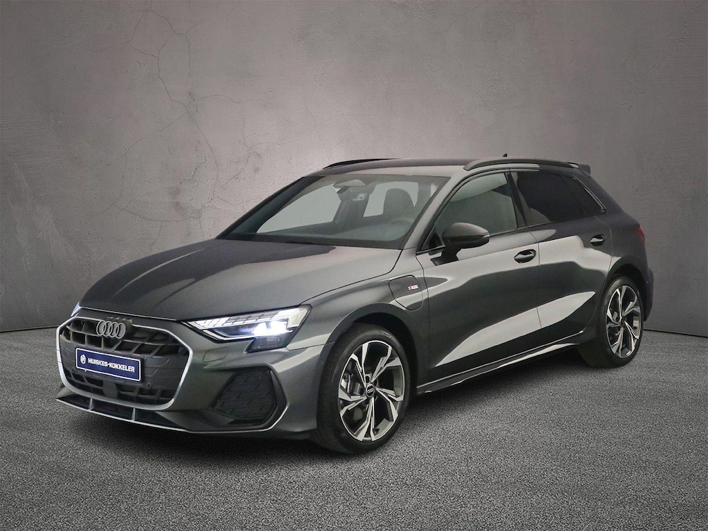 Audi A3 Sportback 40 TFSI e S edition | Ambient Lichtpakket | Achteruitrijcamera | Adapt Cruise | Leder | Matrix LED | SONOS | Dodehoek detectie | Comfortsleutel