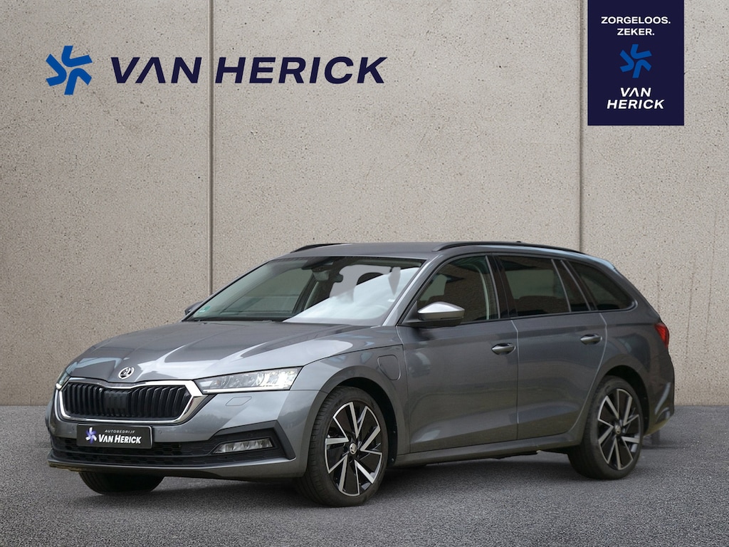 Skoda Octavia Combi 1.4 TSI iV PHEV Ambition Clever | Keyless | ACC | Achteruitrijcamera | Winterpakket