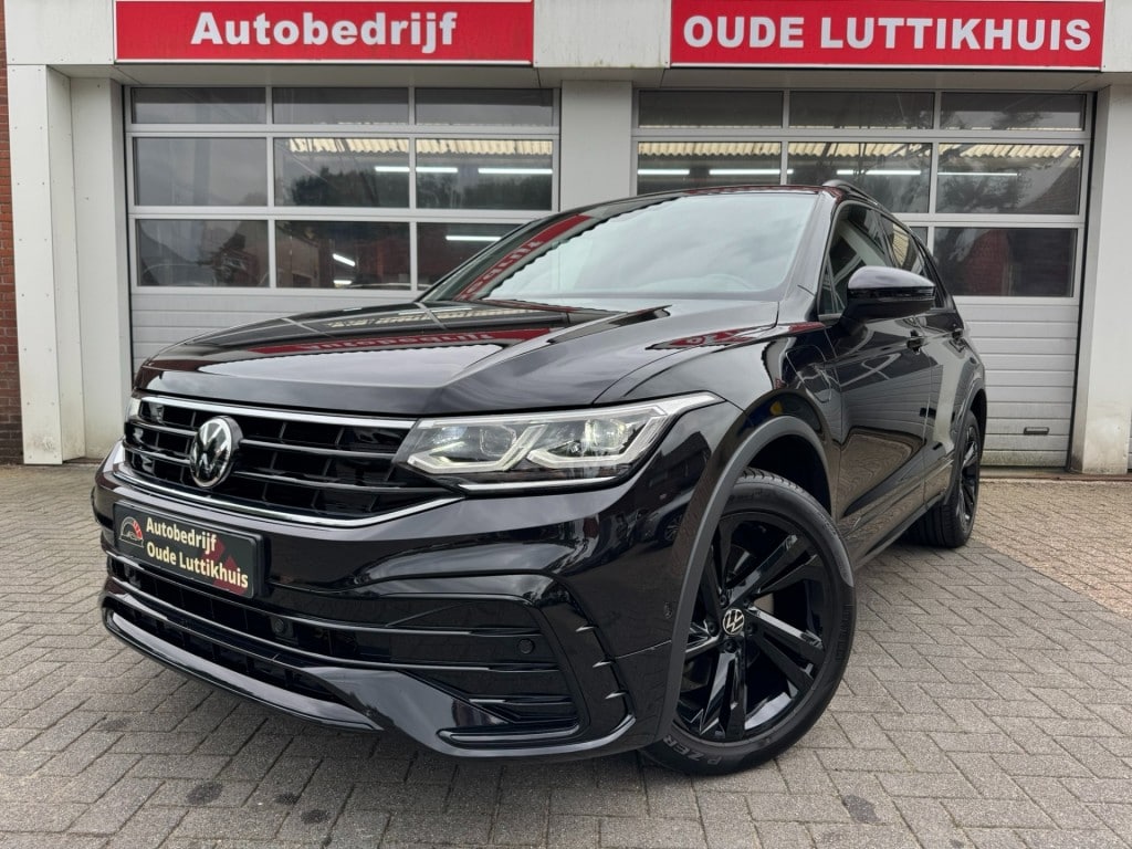 Volkswagen Tiguan 1.4TSI eHybrid 245PK R-Line Black Edition Camera Virtual IQ.Light ACC HUD