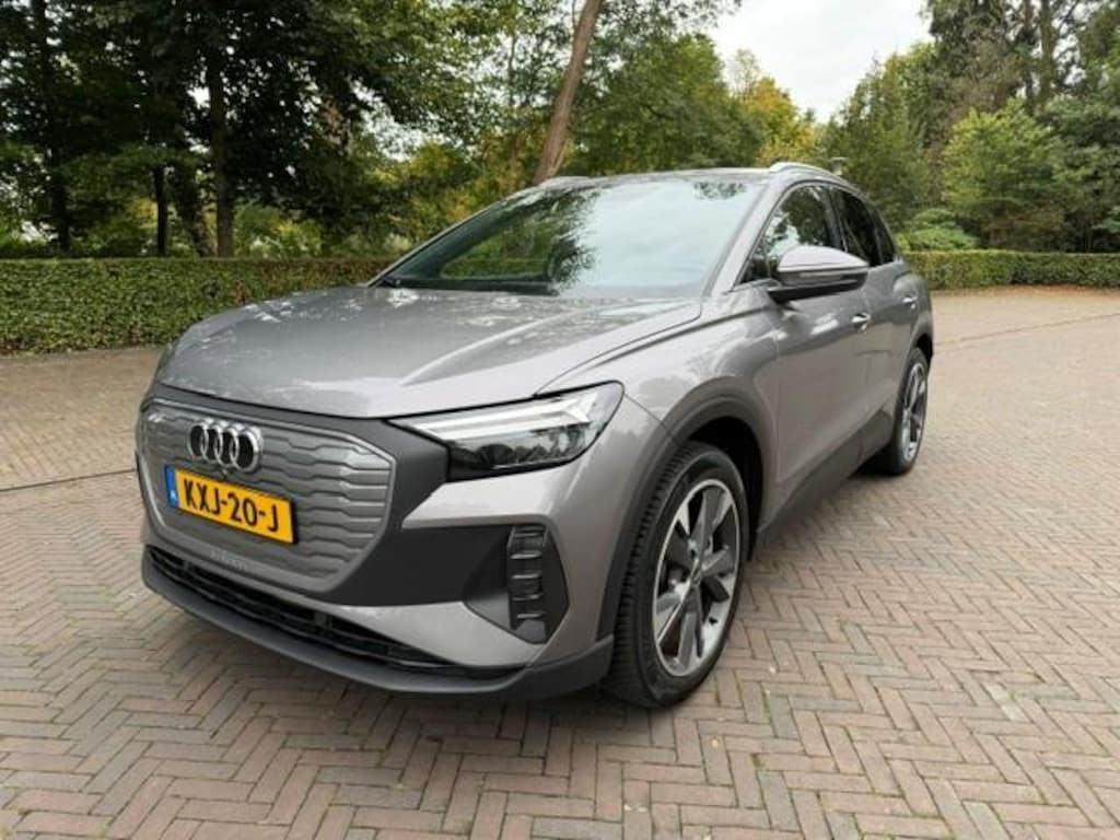 Audi Q4 e-tron 40 Launch Edition Advanced 77kWh SOH 93,7% Trekhaak/Camera/Fabrieksgarantie