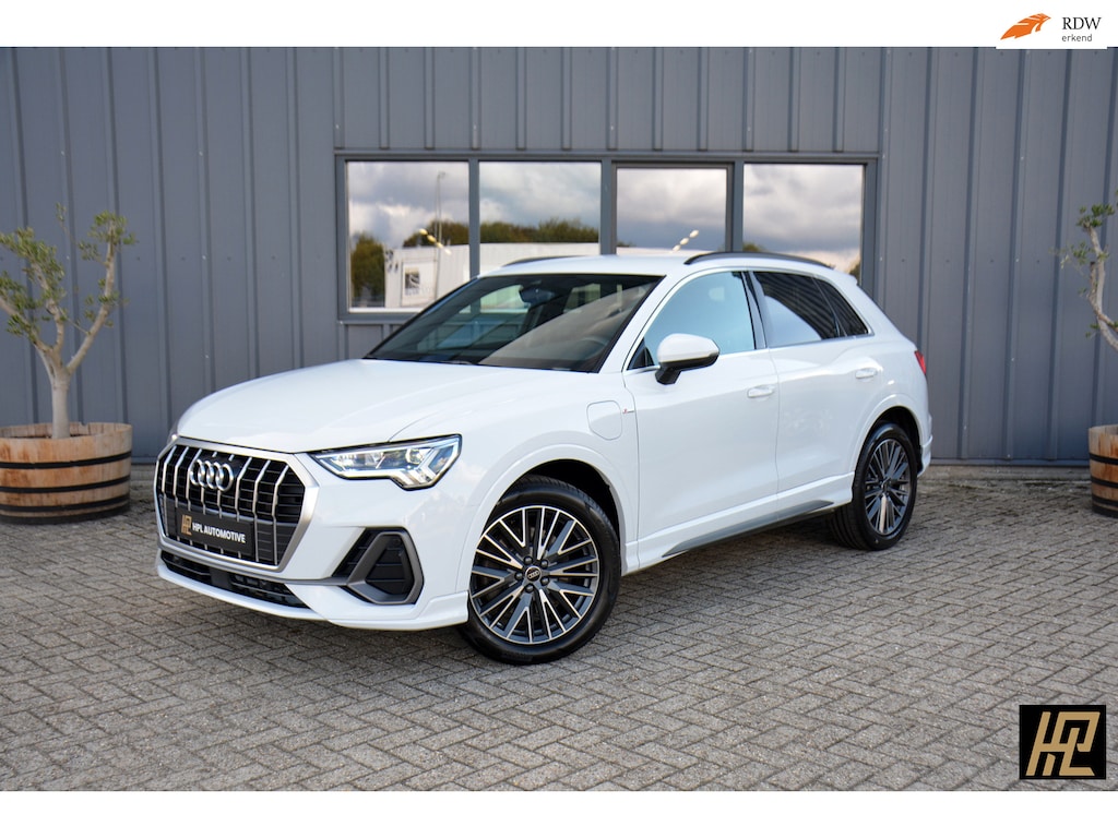 Audi Q3 45 TFSI e 245pk S edition S Line * LED * Camera * Navi * ACC * ECC * Stuurverwarming * Lederen bekleding * Top conditie