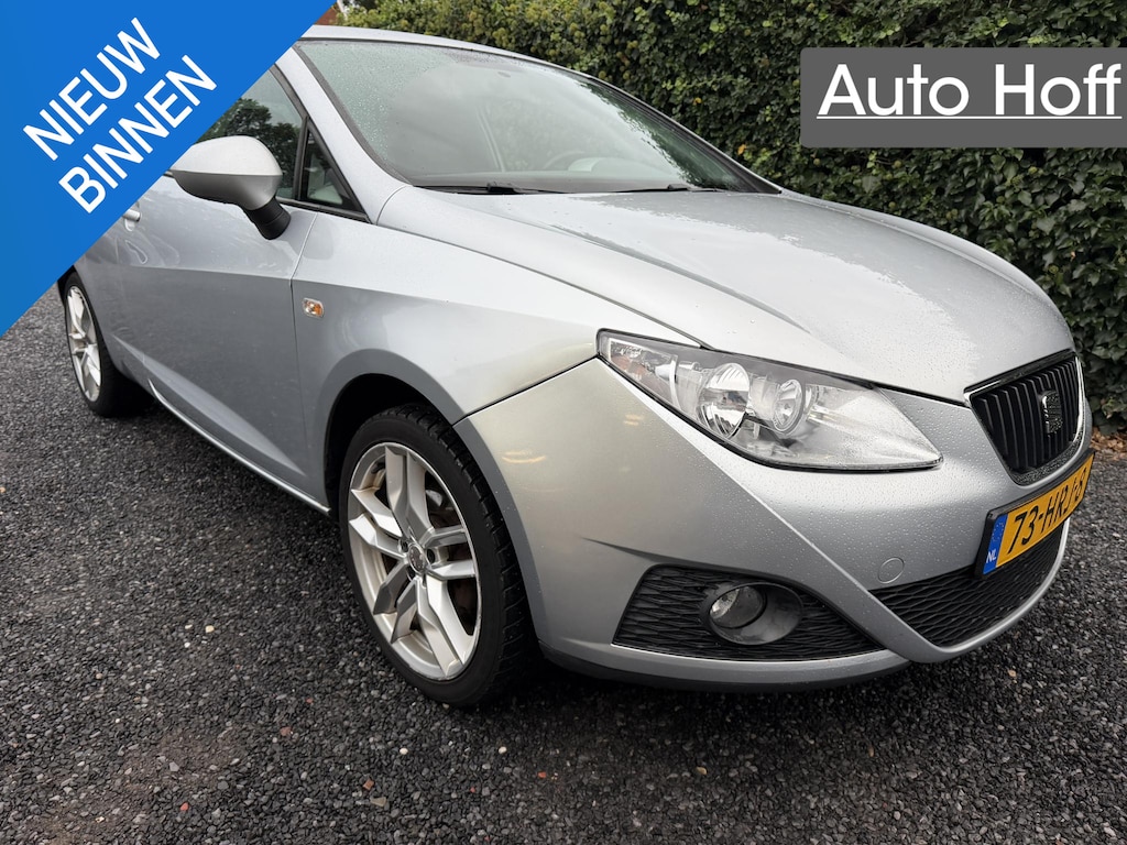 SEAT Ibiza SC 1.6 Stylance | Navi | Airco | Cruise Control | LMV | Elekt. Ramen | Privacy Glass | Nieuwe APK!