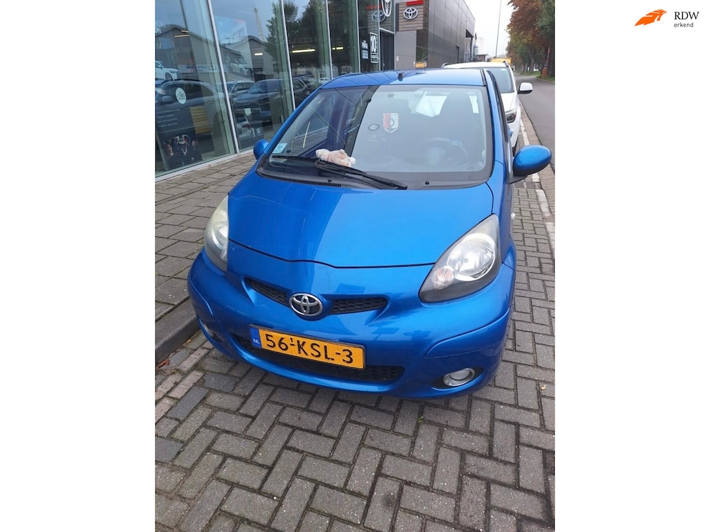 Toyota Aygo 1.0-12V Dynamic Blue AIRCO APKT/M 15-2-2027