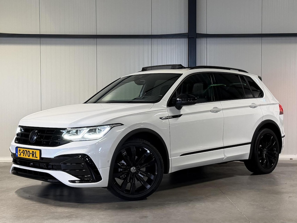 Volkswagen Tiguan 1.5 TSI R-Line Pano Head-up Trekhaak VOL!