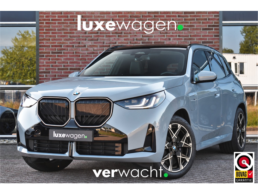 BMW X3 30e xDrive M-Sport Pano Trekhaak ACC H/K HUD 360 E-zetels