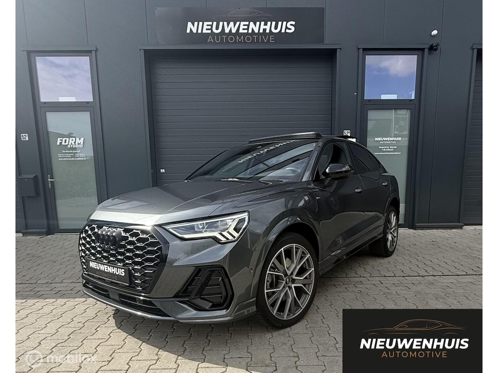 Audi Q3 Sportback 45 TFSI e S Edition Matrix l 360 l Pano