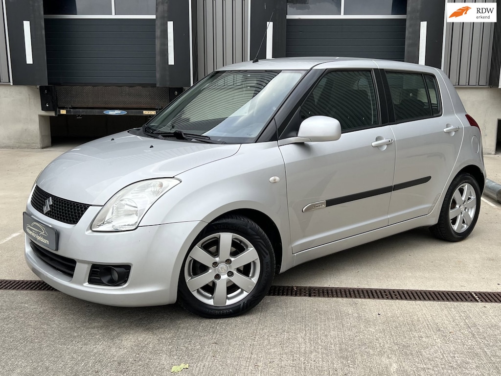 Suzuki Swift 1.5 Exclusive, Automaat, Airco