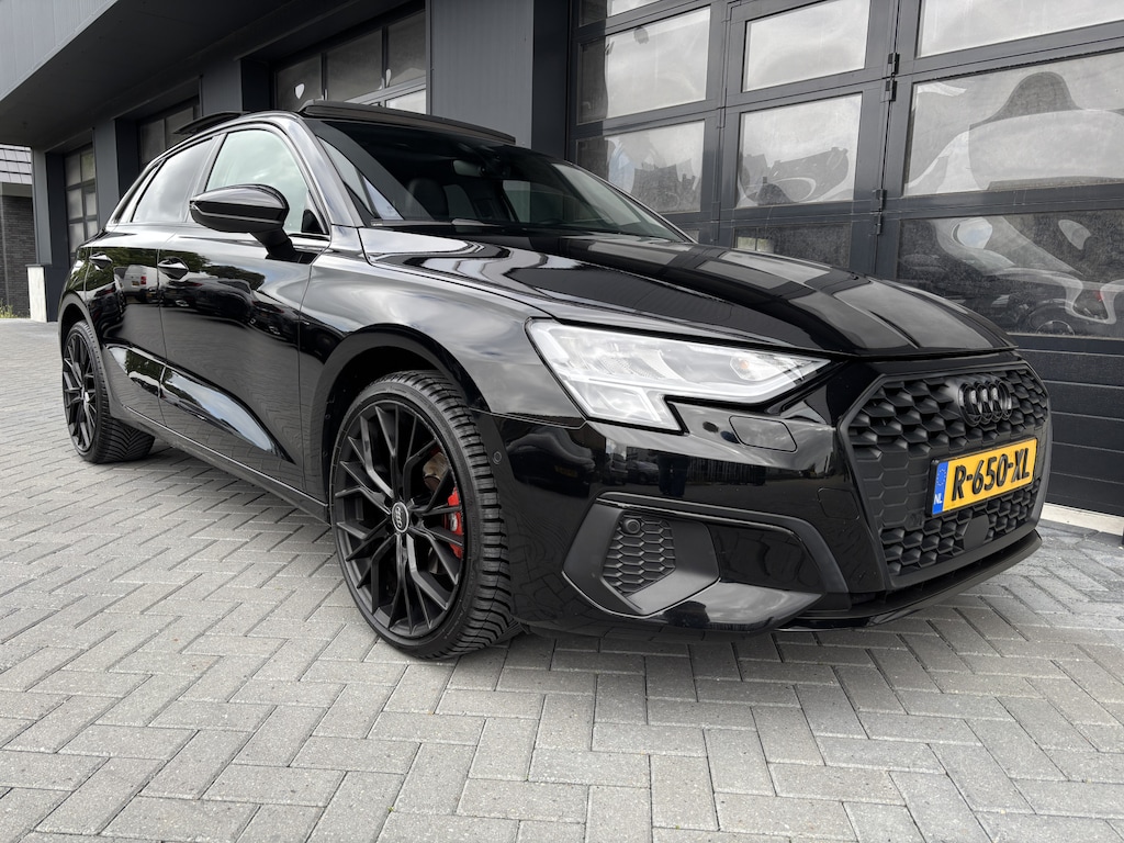 Audi A3 Sportback 35 TFSI Black Ed. Leer Pano CarPlay
