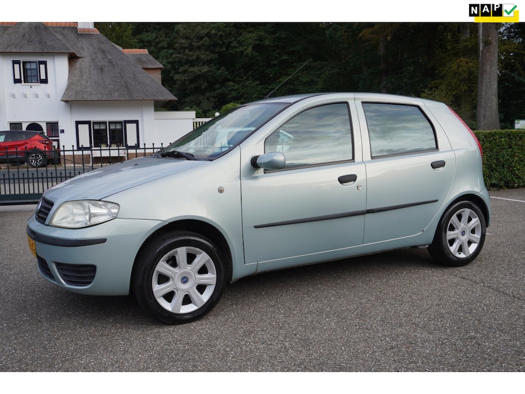 Fiat Punto 1.4-16V Young 5 Drs Airco Cruise Trekhaak